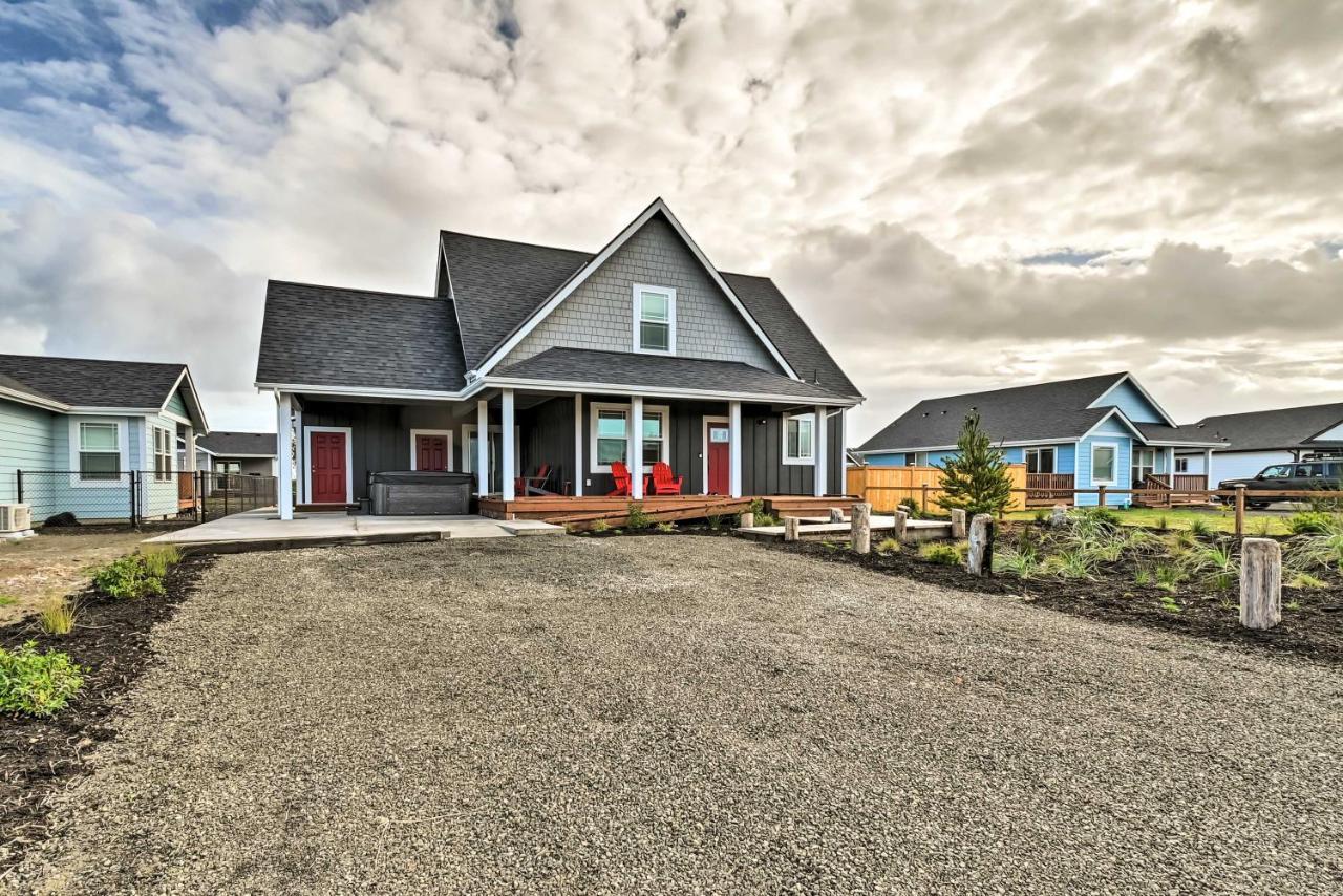Ocean Shores Getaway With Fireplace And Hot Tub! Kültér fotó